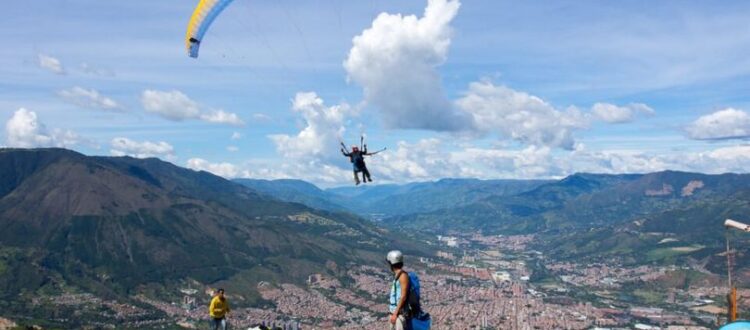 Medellin Paragliding